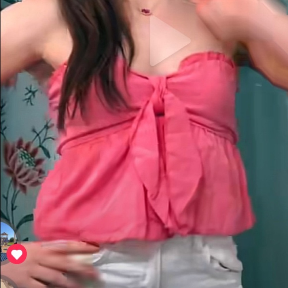 pink strapless top